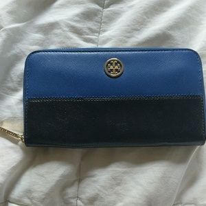 Tory Burch leather wallet